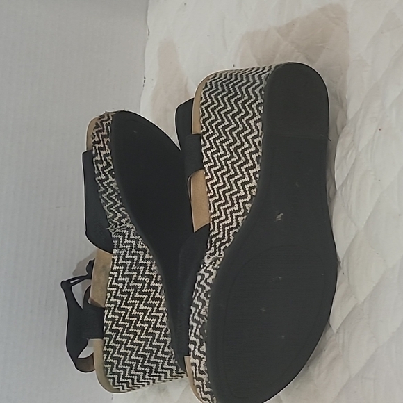 Lucky Brand Women's Wedge Sandals Size 7 - Picture 4 of 13